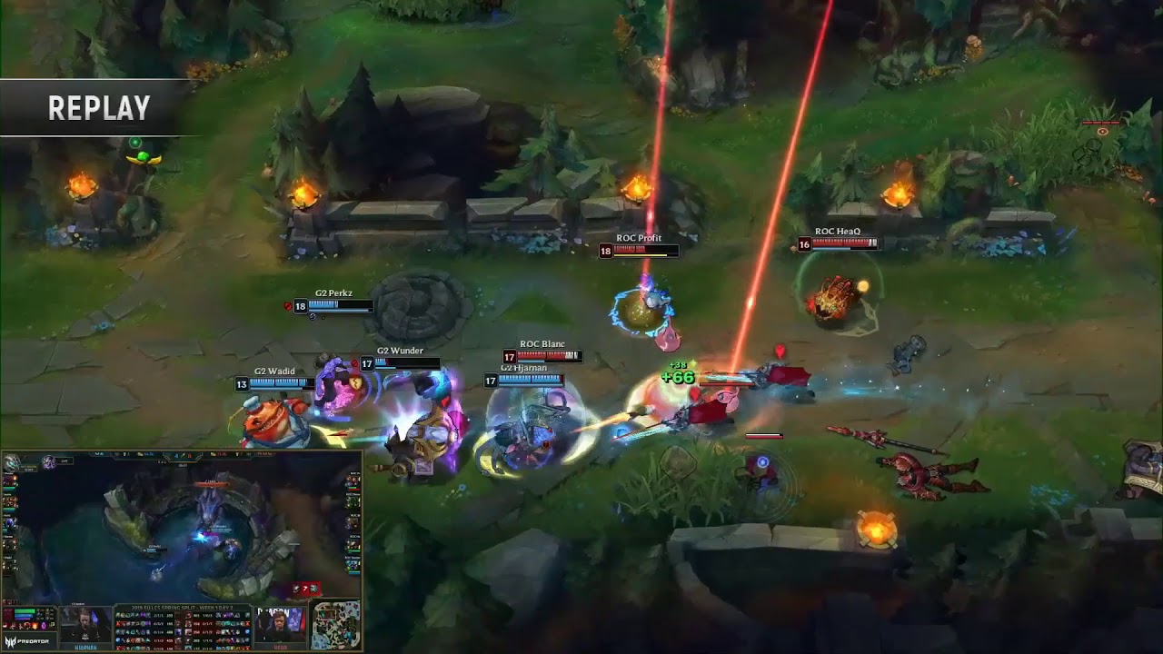 league of legends in game team fight