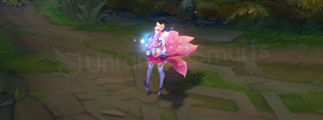 Star Guardian Ahri front in-game