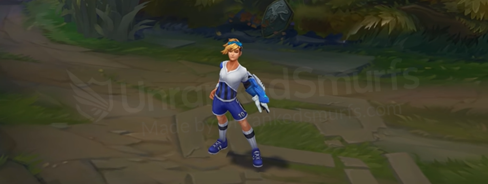 Striker Ezreal front in-game